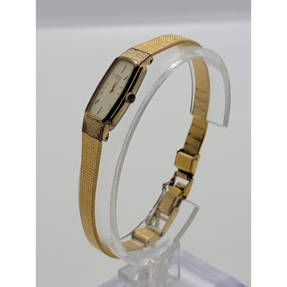 Seiko Women\'s Vintage Slim Gold Tone Watch 2e20-5019 (M) main image 8